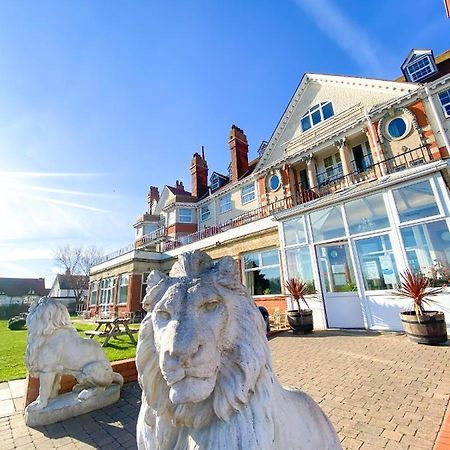 Skegness The Royal Hotel Exterior photo
